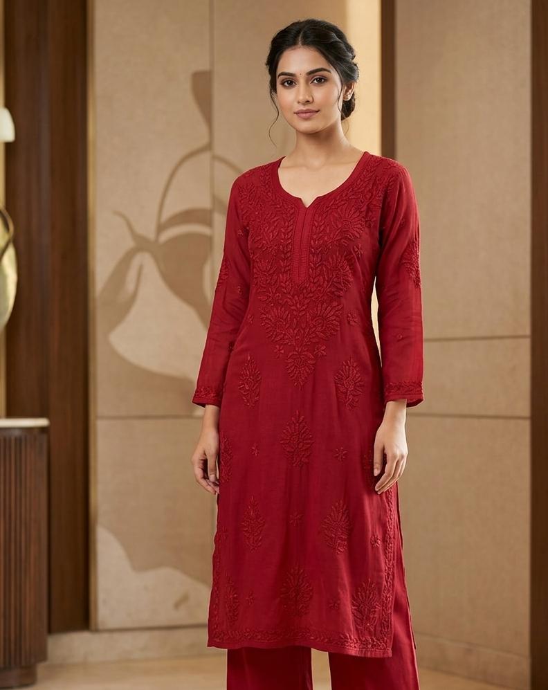 Color: Reddish Maroon