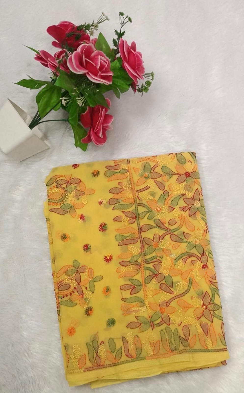 Color: Yellow Multi