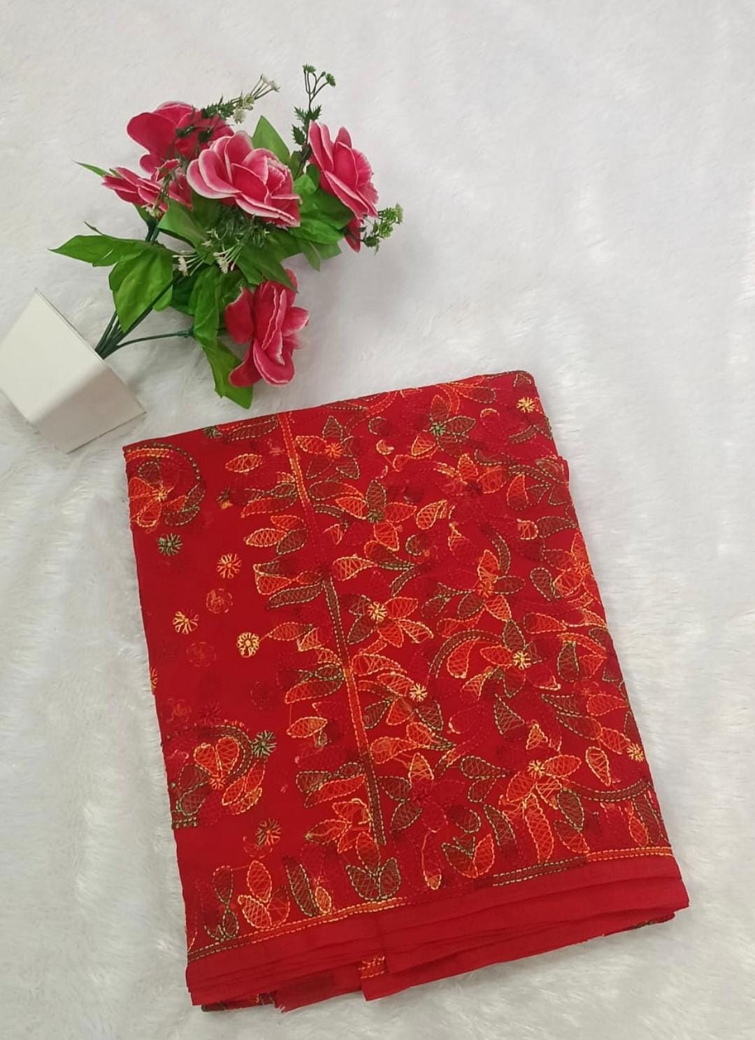 Color: Red Multi