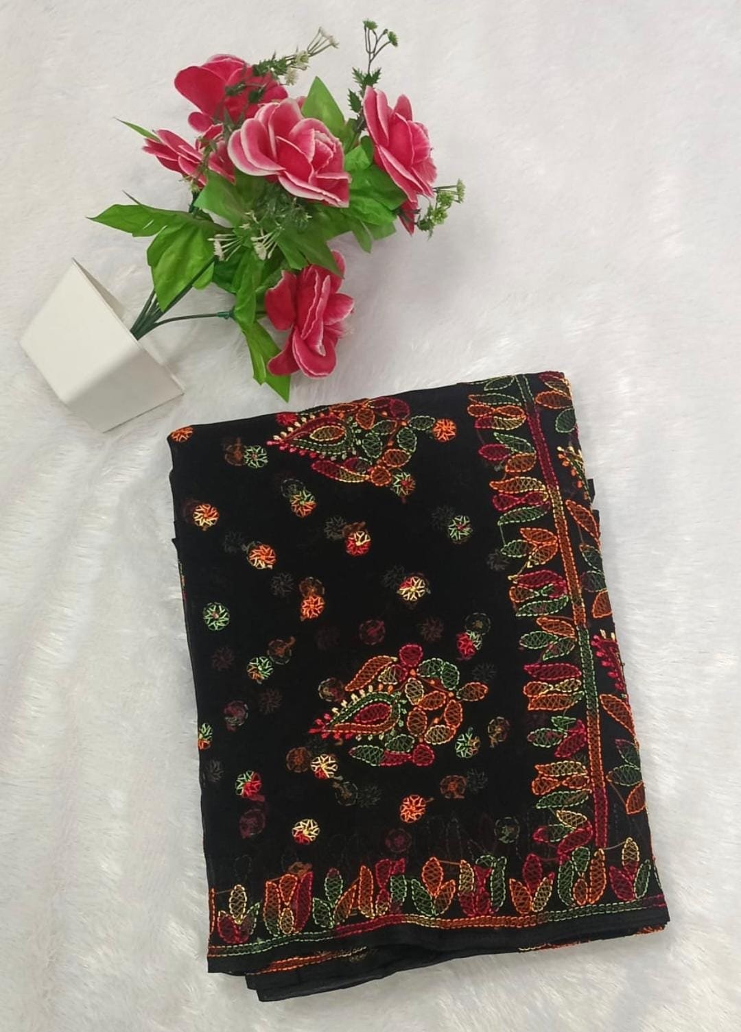 Color: Black Multi