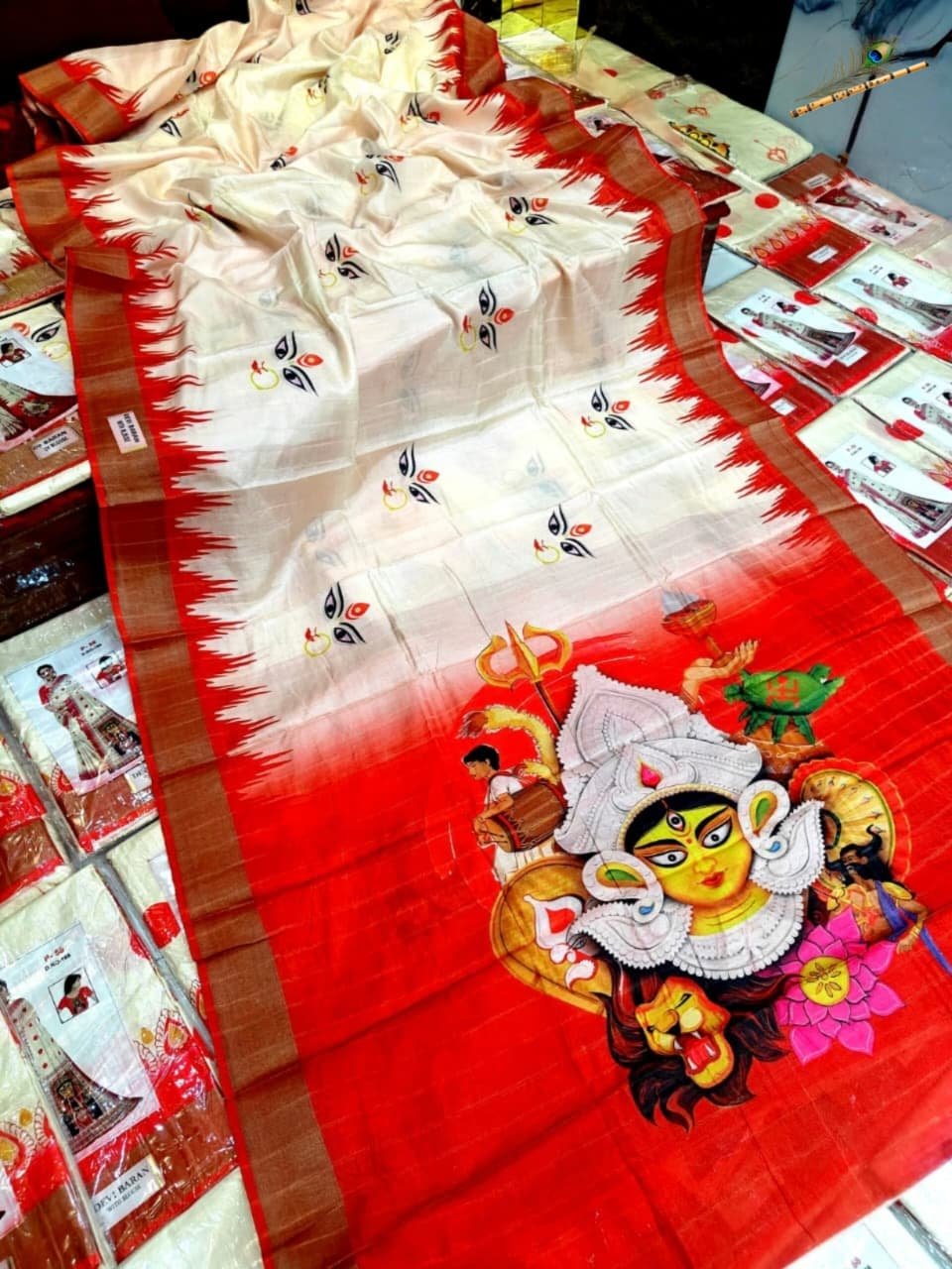 Color: Puja Red White