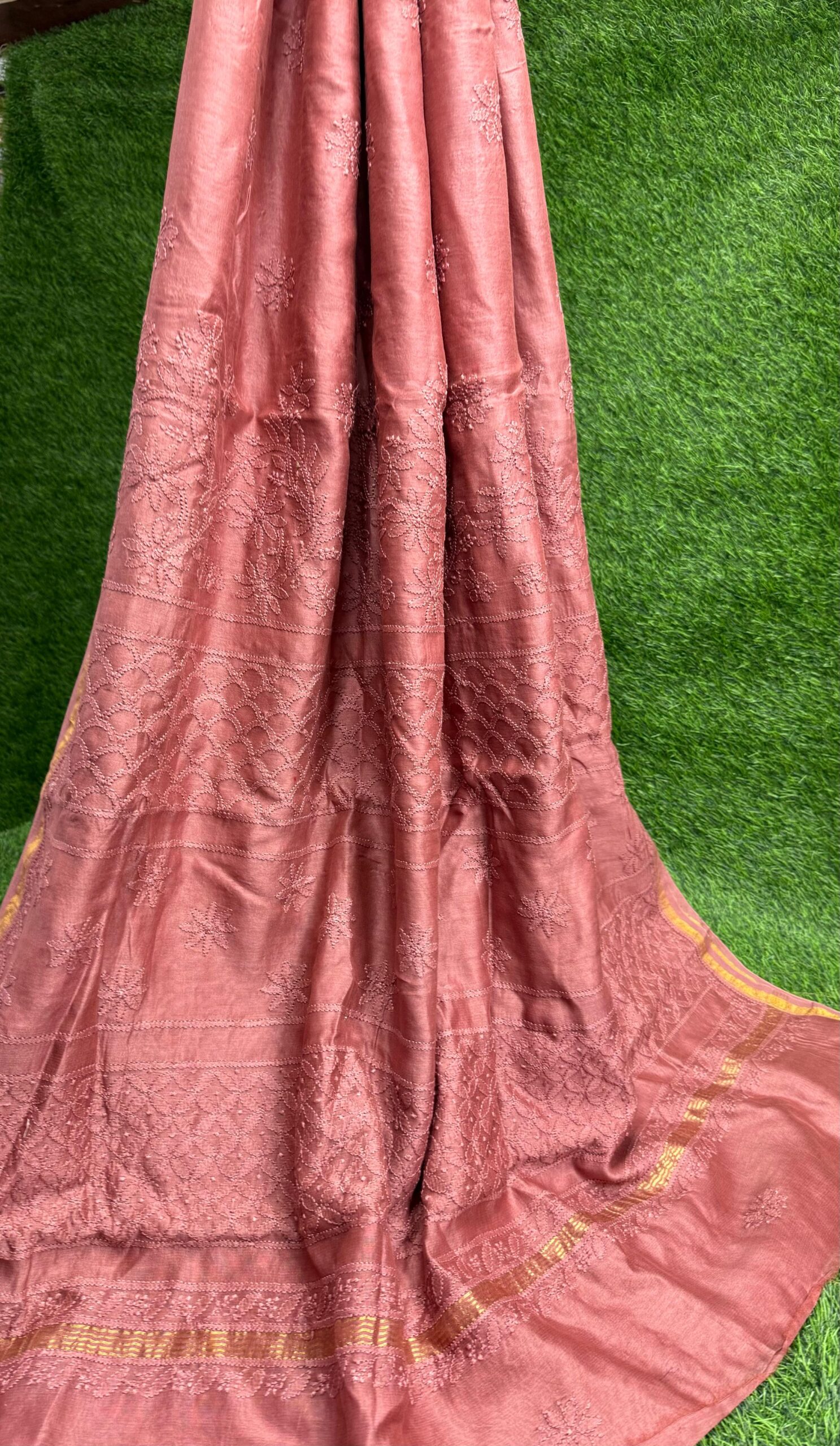 Color: Peach Dark