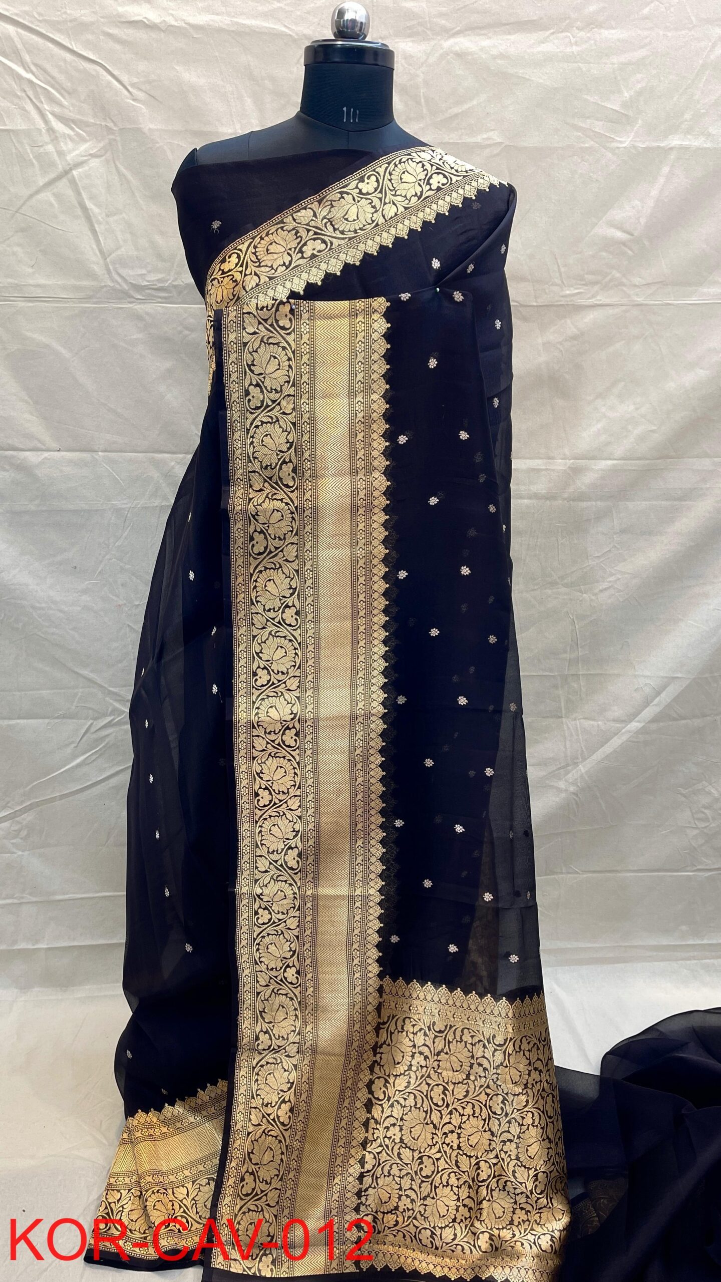 Color: Navy Blue