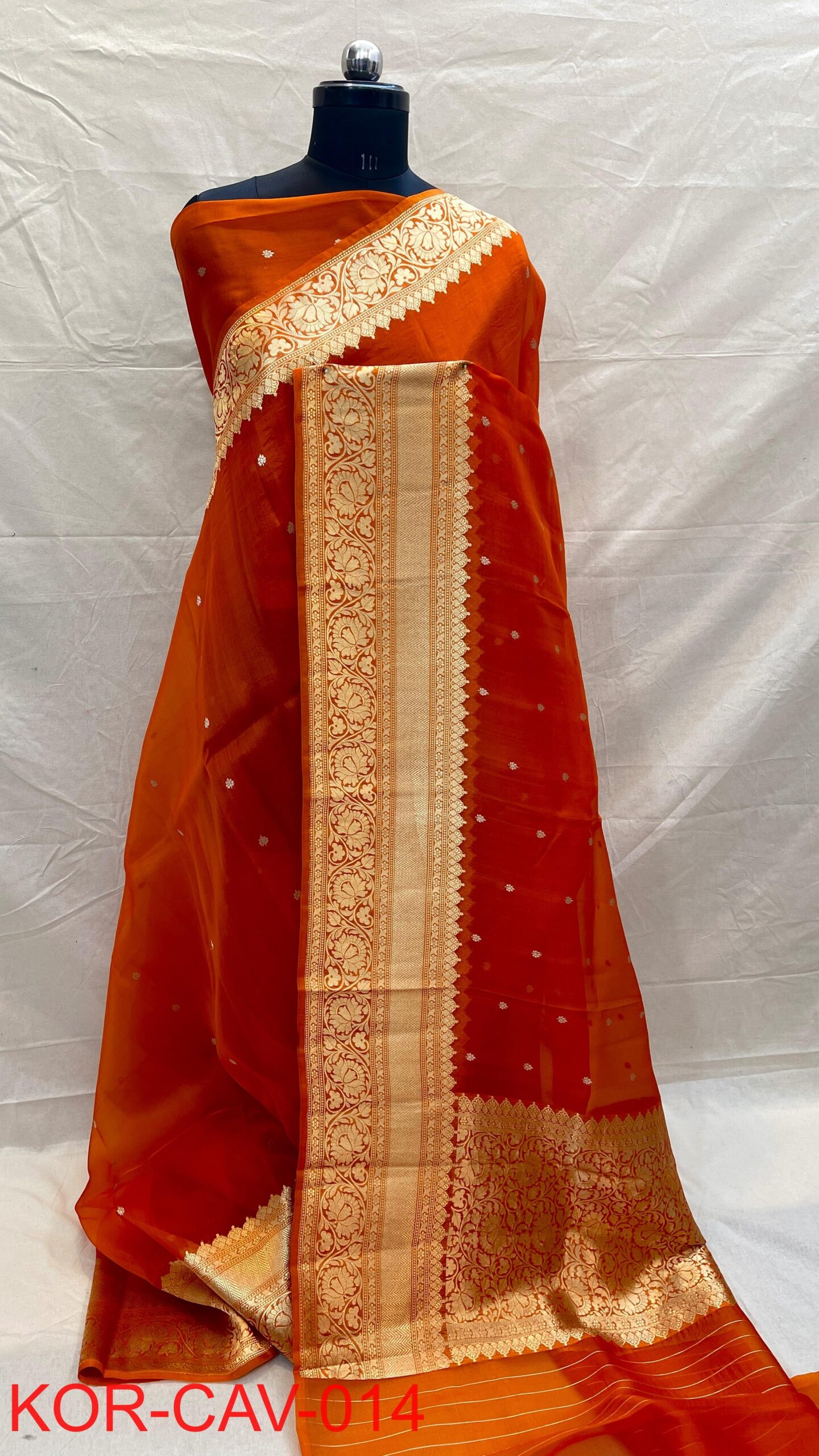 Color: Orange