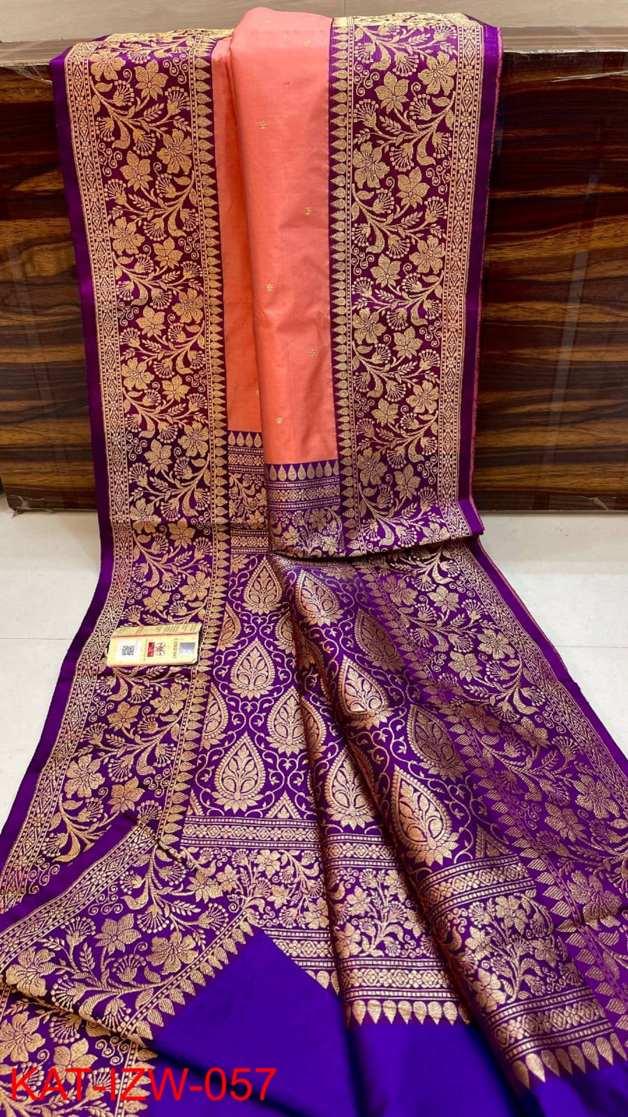 Color: Purple Peach