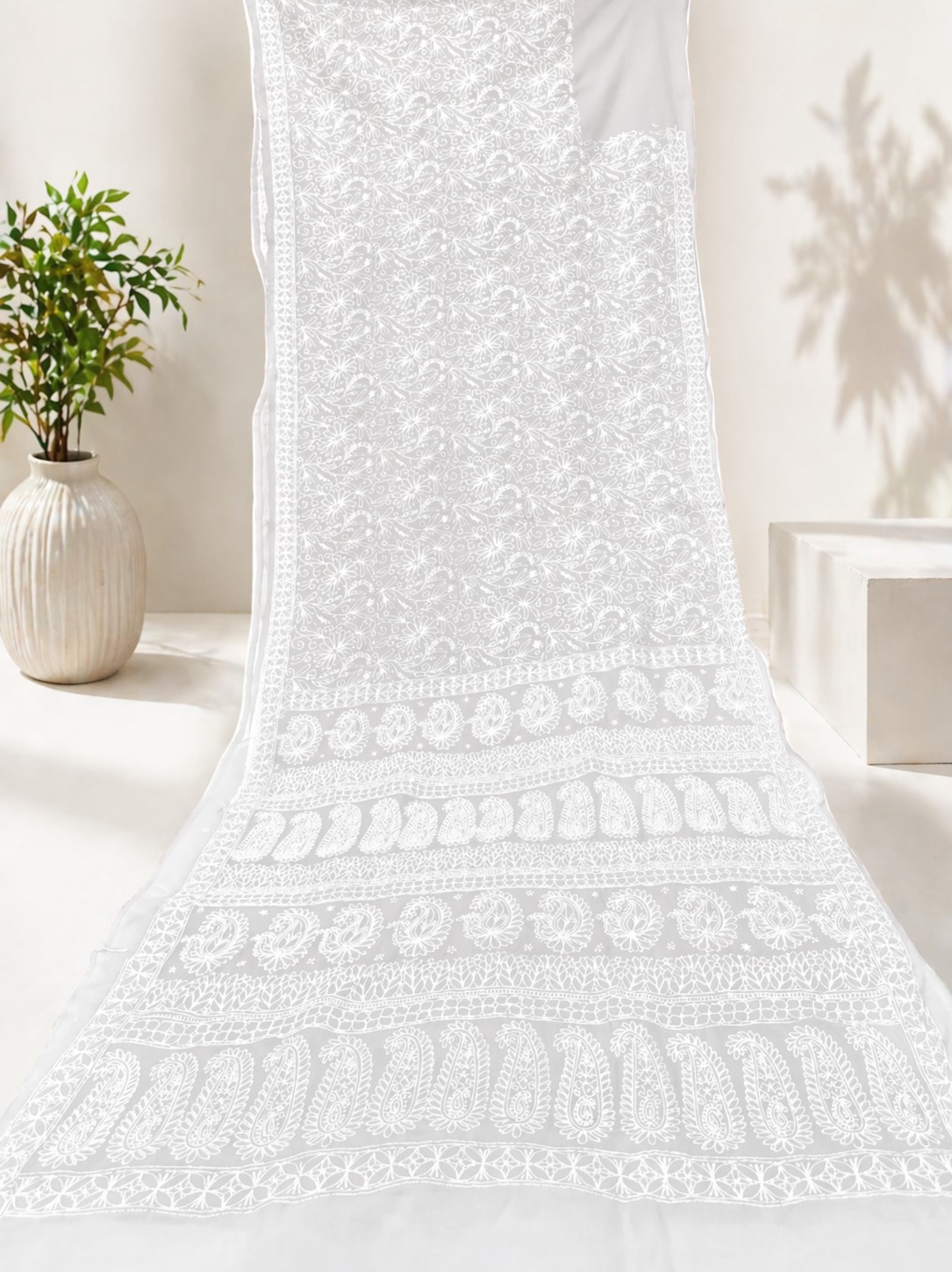Color: White