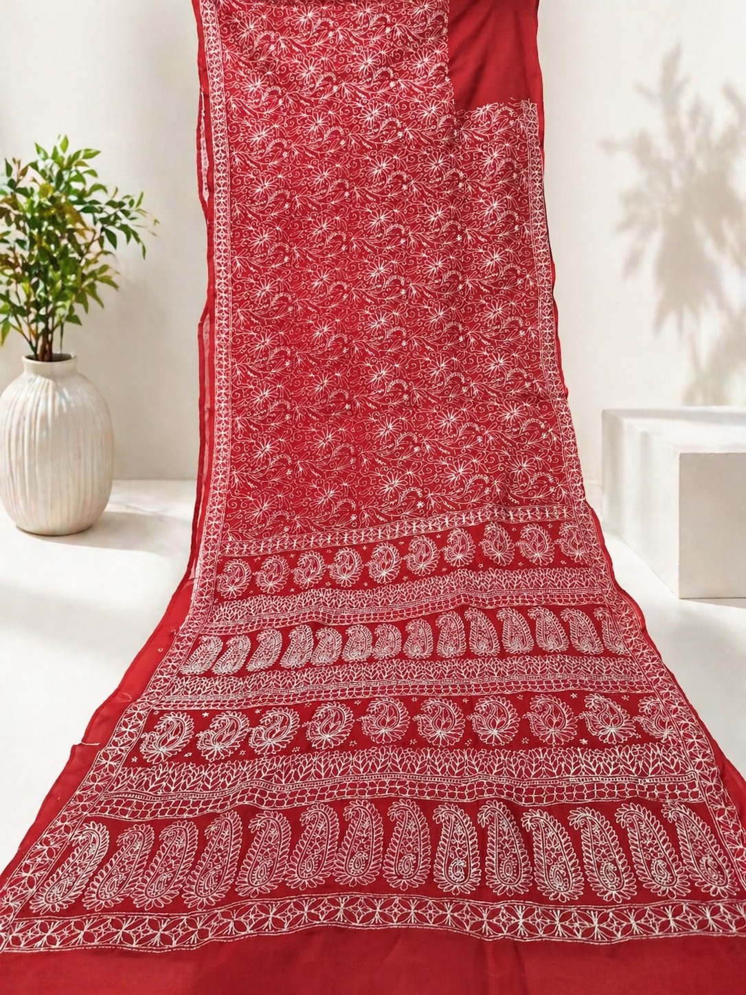 Color: Bloody Red