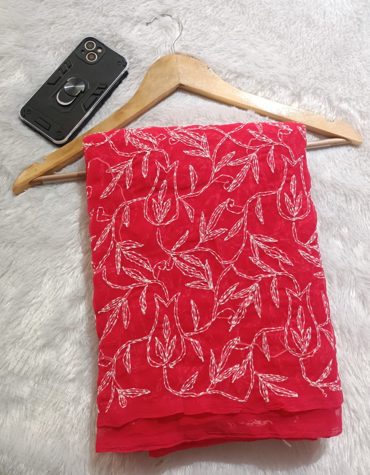 Color: Crimson Red