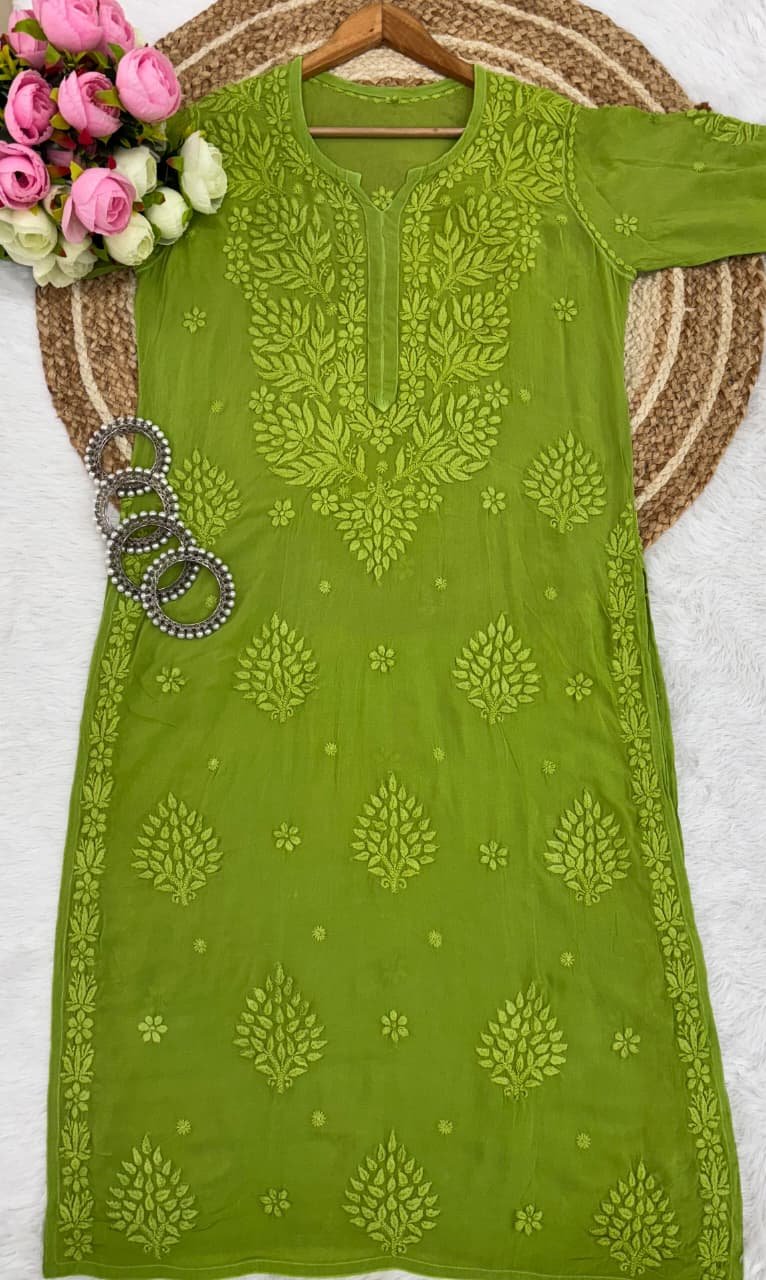 Color: Sawangreen