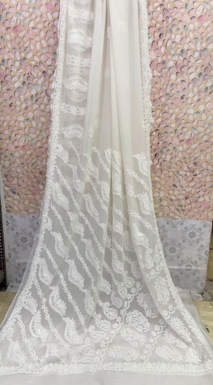 Color: White
